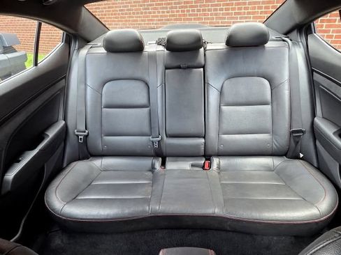 Used 2019 Hyundai Elantra Sport w/ Cargo Package FWD image 8