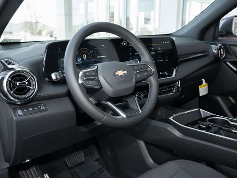 New 2026 Chevrolet Equinox LT w/ Safety and Technology Package image 13