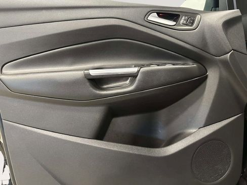 Used 2017 Ford Escape Titanium w/ Equipment Group 301A AWD/4WD image 16