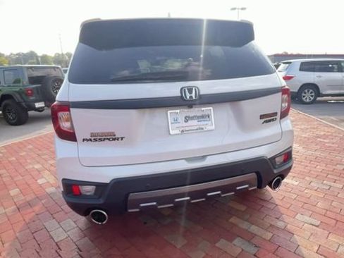 Certified 2023 Honda Passport TrailSport image 8