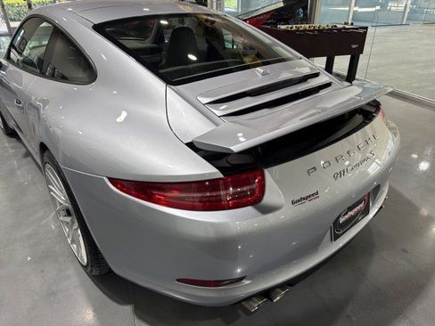 Used 2014 Porsche 911 Carrera S RWD image 40