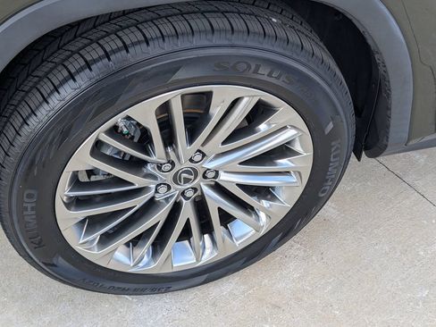Used 2022 Lexus RX 350L Luxury w/ Accessory Package (Z1) FWD image 25