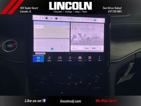 New 2025 Jeep Grand Cherokee Limited w/ Black Appearance Package image 28