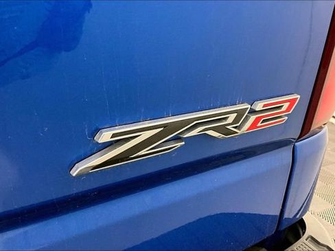 Used 2022 Chevrolet Silverado 1500 ZR2 w/ Technology Package AWD/4WD image 2