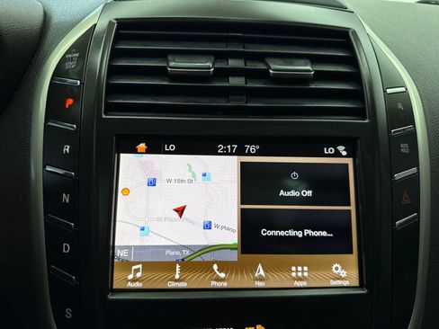 Used 2019 Lincoln MKC Reserve FWD image 25