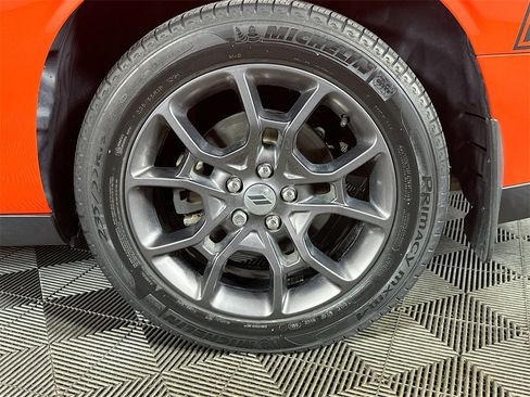 Used 2018 Dodge Challenger GT w/ Driver Convenience Group image 34