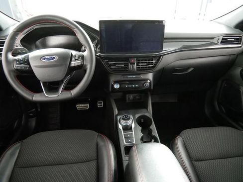 Certified 2024 Ford Escape ST-Line w/ Tech Pack #1 image 4