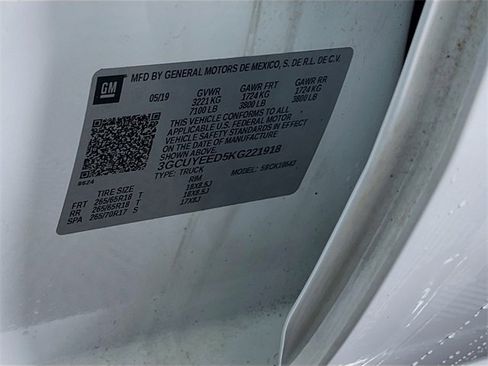 Used 2019 Chevrolet Silverado 1500 RST w/ All-Star Edition image 32