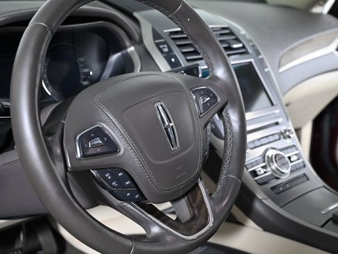 Used 2018 Lincoln MKZ Reserve w/ Climate Package AWD/4WD image 10