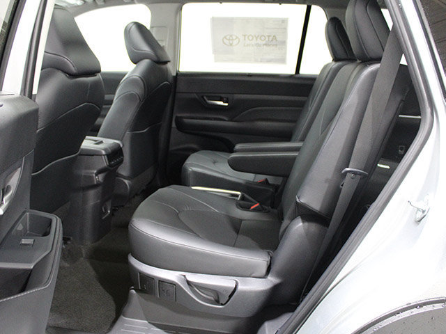 New 2026 Toyota Grand Highlander AWD image 8