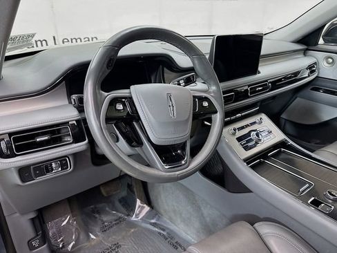 Used 2020 Lincoln Aviator Reserve w/ Equipment Group 202A AWD/4WD image 11