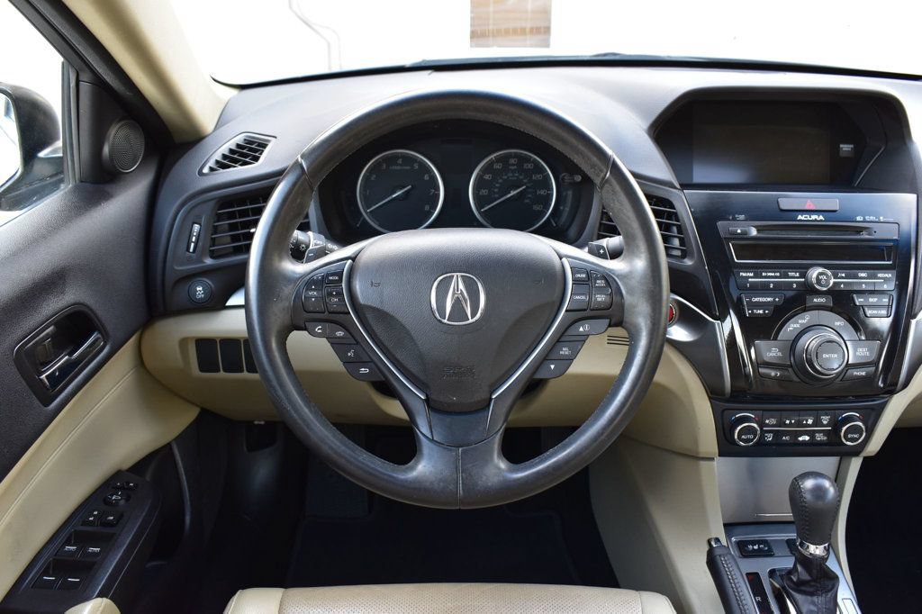 Used 2014 Acura ILX w/ Technology Package FWD image 23