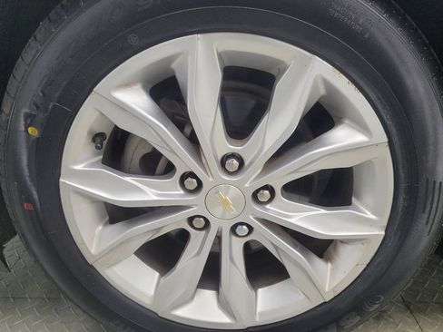 Used 2020 Chevrolet Malibu LT FWD image 31