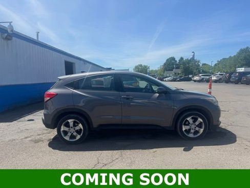 Used 2018 Honda HR-V LX image 1