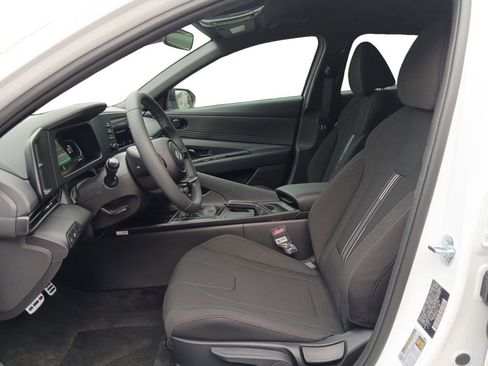 New 2026 Hyundai Elantra Sport FWD image 9