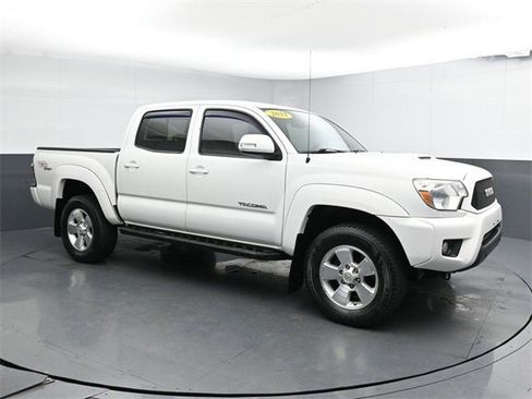 Used 2013 Toyota Tacoma 4x4 Double Cab image 3