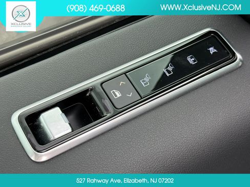 Used 2020 Land Rover Range Rover HSE AWD/4WD image 23