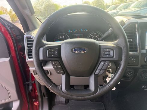 Used 2016 Ford F150 XLT w/ Equipment Group 302A Luxury image 22