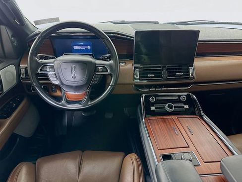 Used 2023 Lincoln Navigator L Reserve image 24