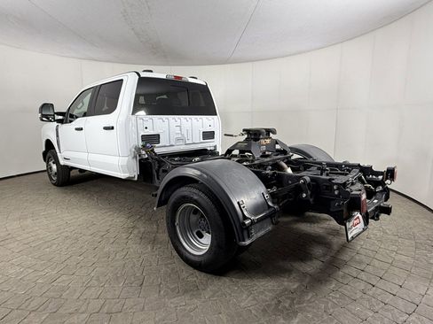 Used 2023 Ford F350 XL w/ FX4 Off-Road Package AWD/4WD image 5