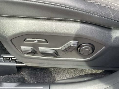 Used 2025 Hyundai Santa Fe Calligraphy FWD image 14