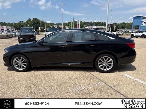 Used 2021 Honda Accord LX image 12