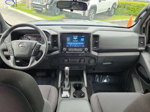Used 2023 Nissan Frontier SV w/ Midnight Edition Package RWD image 13