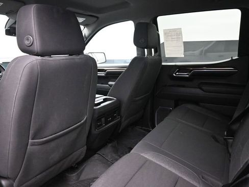 Used 2024 Chevrolet Silverado 1500 LT Trail Boss w/ Protection Package AWD/4WD image 16