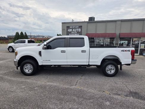 Used 2019 Ford F250 XL w/ Power Equipment Group AWD/4WD image 1