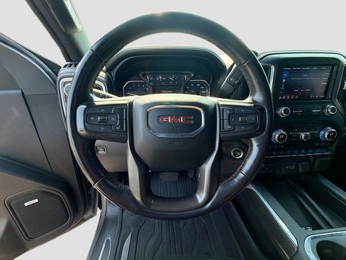 Used 2021 GMC Sierra 1500 AT4 w/ AT4 Preferred Package AWD/4WD image 11