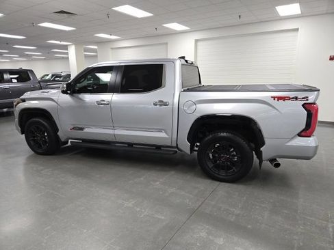 New 2025 Toyota Tundra Platinum AWD/4WD image 3