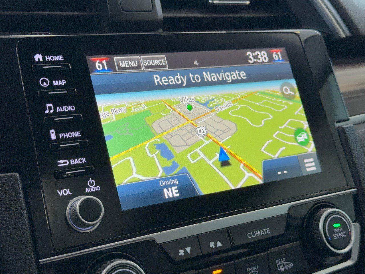 Used 2019 Honda Civic Touring image 23