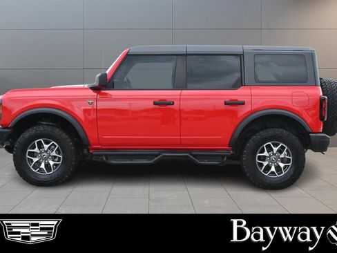 Used 2024 Ford Bronco Badlands AWD/4WD image 4