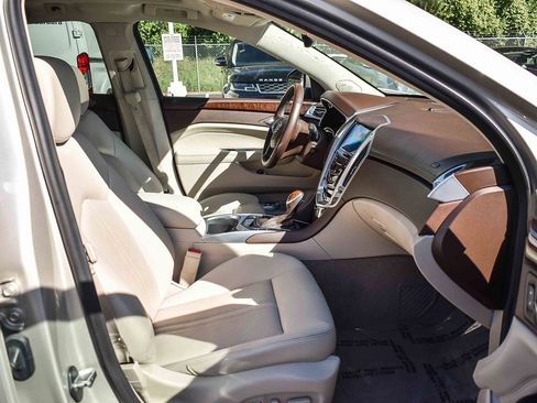 Used 2014 Cadillac SRX Performance w/ LPO, U-Rail D-Rings Package image 14