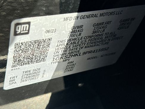 Used 2023 GMC Yukon XL AT4 w/ AT4 Premium Plus Package image 38