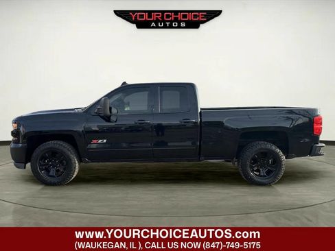 Used 2016 Chevrolet Silverado 1500 LT w/ Midnight Edition image 2