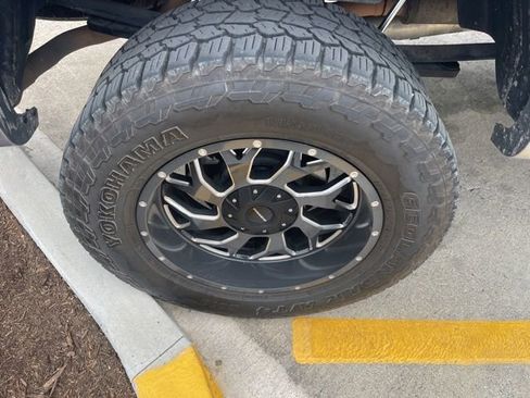 Used 2022 Ford F150 XLT w/ Equipment Group 302A High image 17