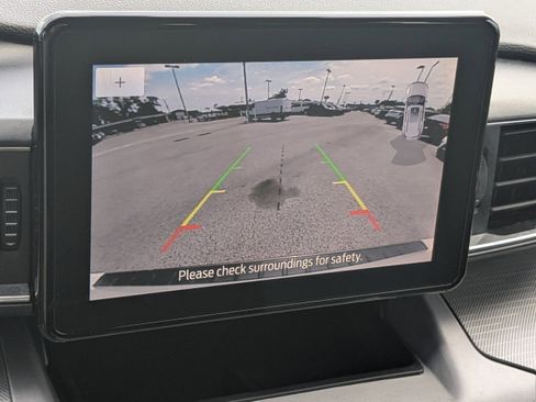 Certified 2023 Ford Explorer XLT w/ Equipment Group 202A RWD image 27