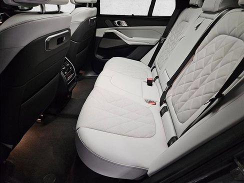 New 2026 BMW X5 xDrive40i w/ M Sport Package image 15