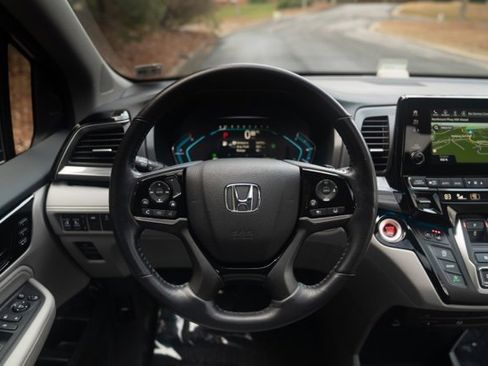 Used 2023 Honda Odyssey Elite image 26