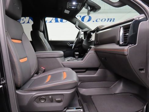 Used 2025 GMC Sierra 1500 AT4 image 30
