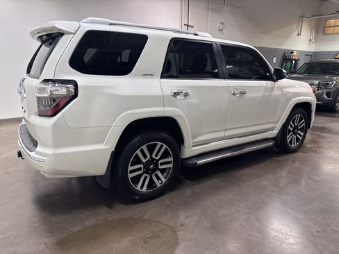 Used 2023 Toyota 4Runner Limited AWD/4WD image 3