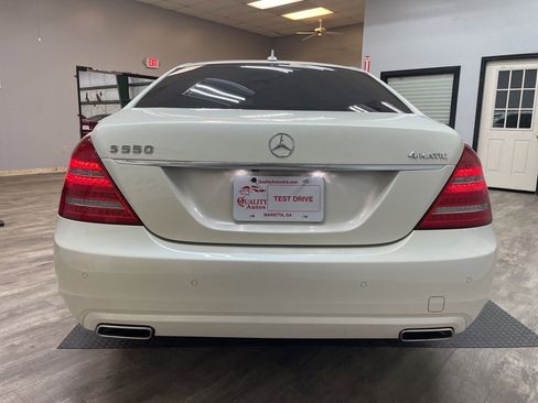 Used 2010 Mercedes-Benz S 550 4MATIC image 11
