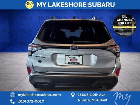 Certified 2025 Subaru Forester Premium image 10