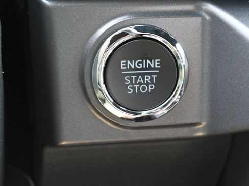 New 2026 Ford F150 XLT w/ Equipment Group 302A MID AWD/4WD image 22