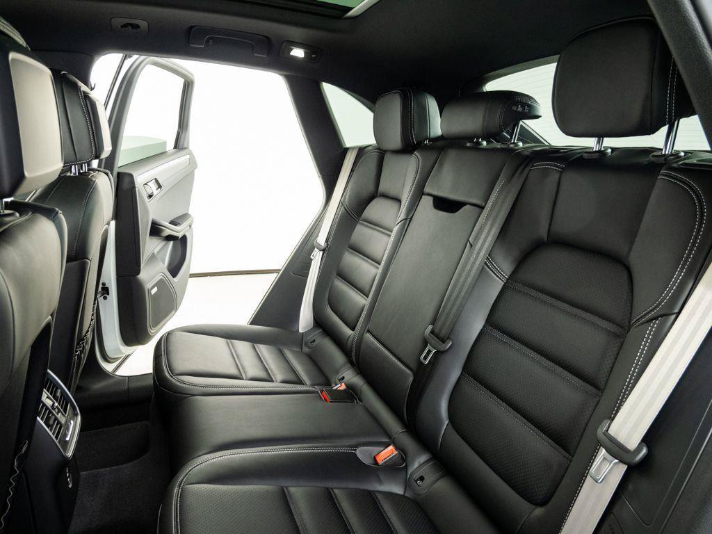New 2026 Porsche Macan S AWD/4WD image 22