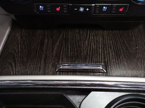 Used 2021 Ford F250 Lariat w/ Lariat Value Package AWD/4WD image 69