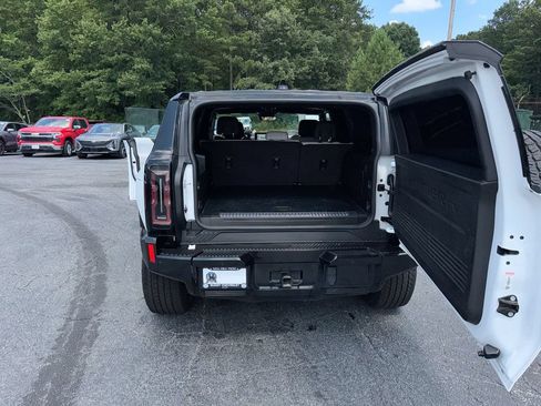 Used 2024 GMC Hummer EV 3X AWD/4WD image 35