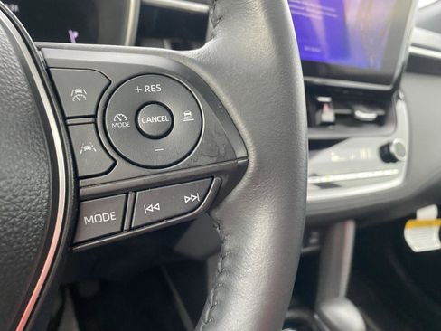 Used 2024 Toyota Corolla Cross AWD Hybrid w/ Convenience Package image 22