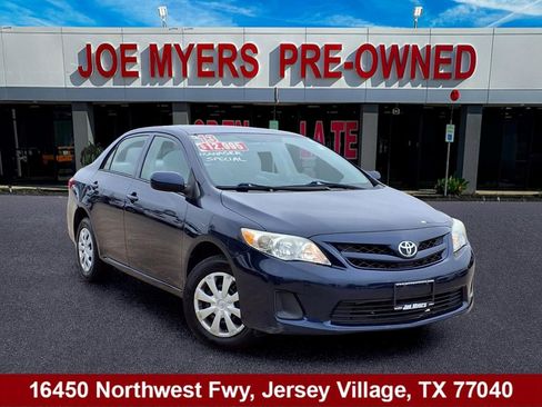 Used 2013 Toyota Corolla L FWD image 1